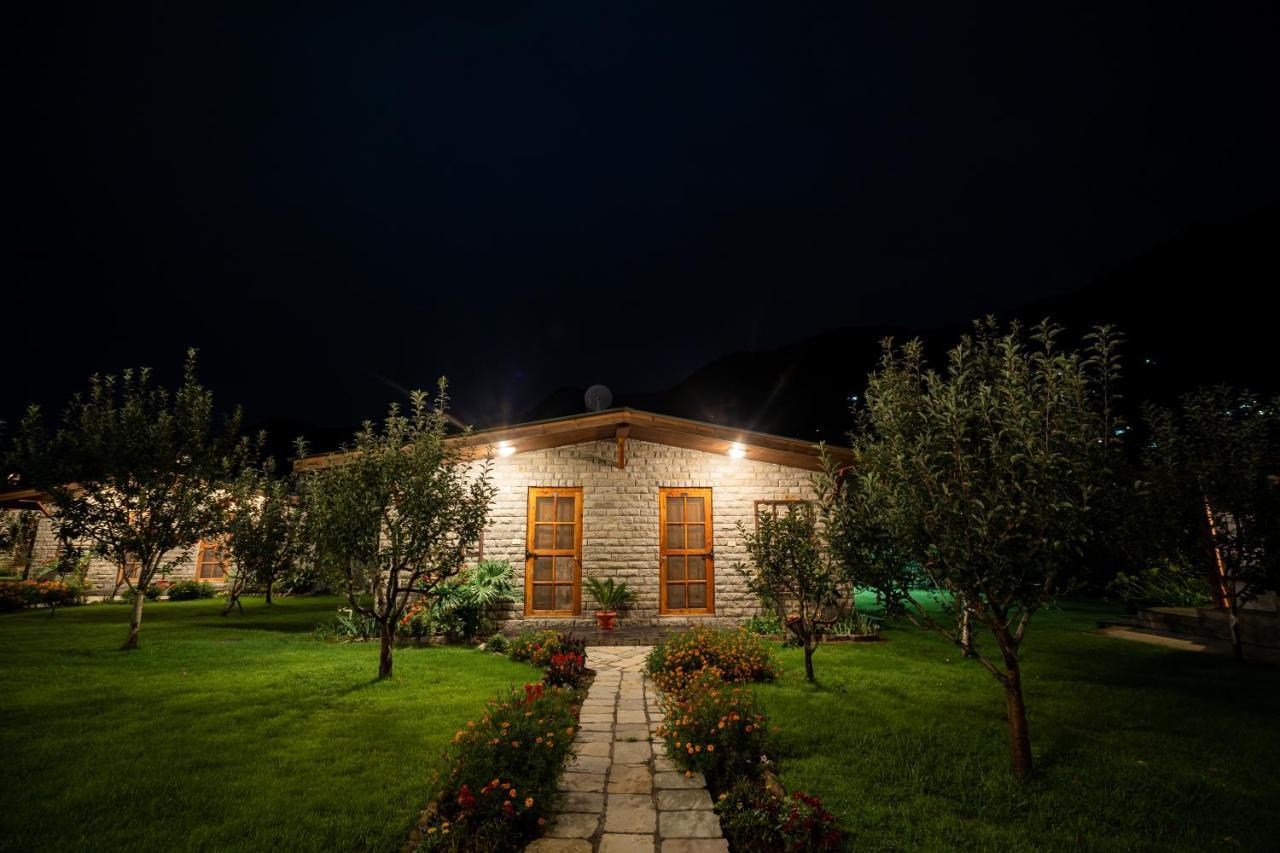 Larisa Resort Manali Exterior foto