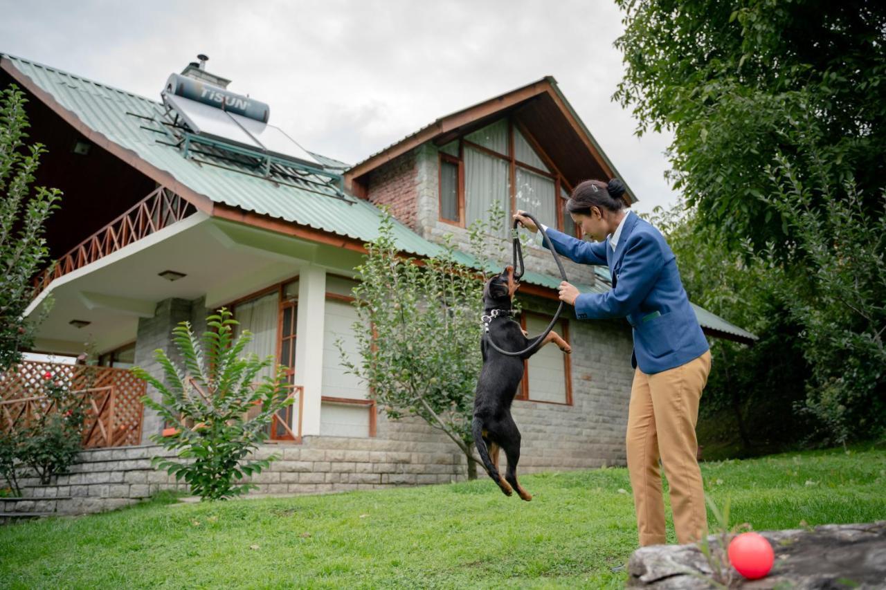 Larisa Resort Manali Exterior foto