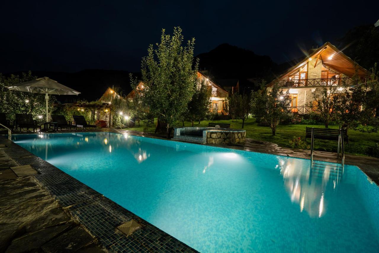 Larisa Resort Manali Exterior foto