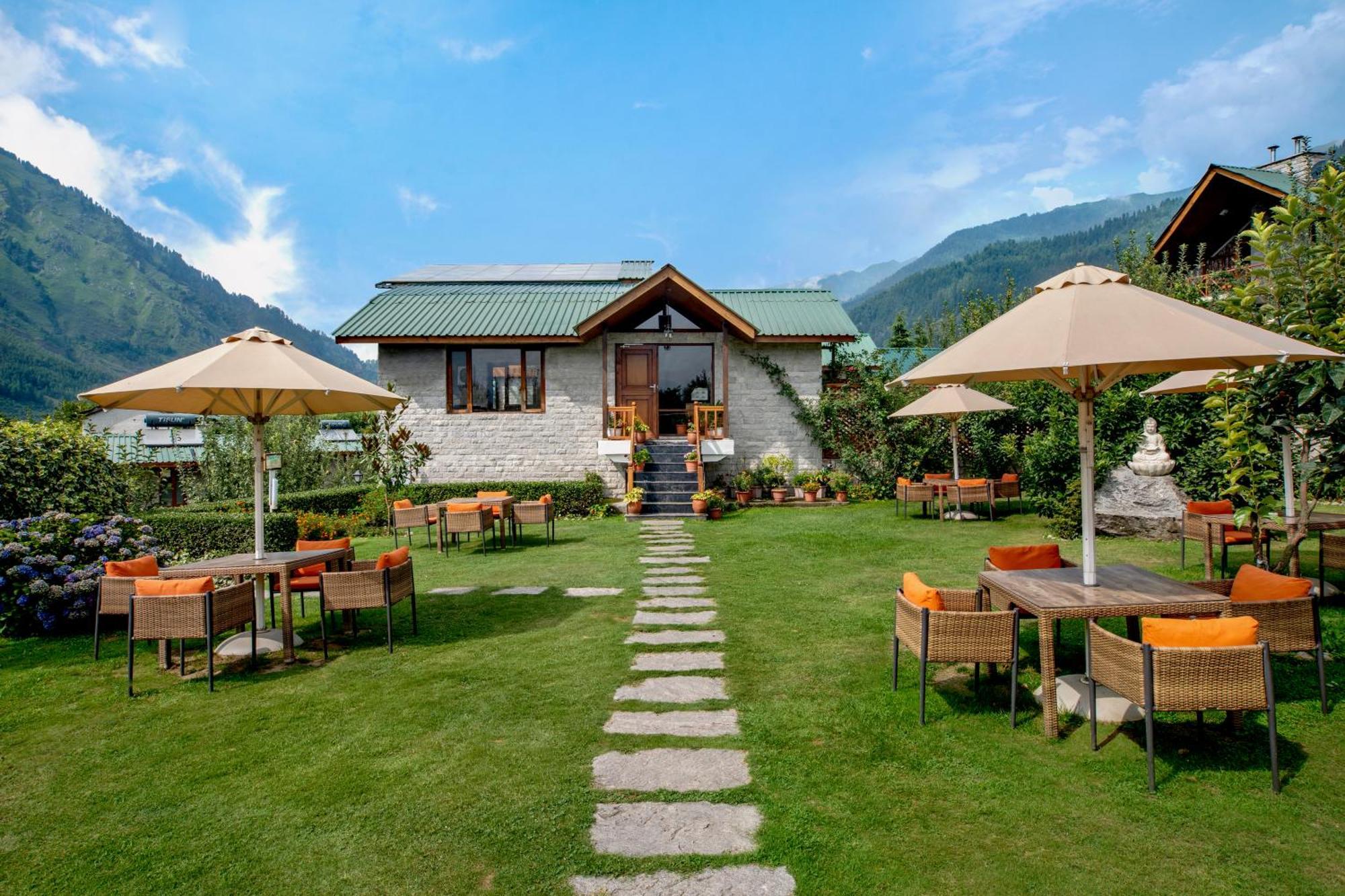 Larisa Resort Manali Exterior foto