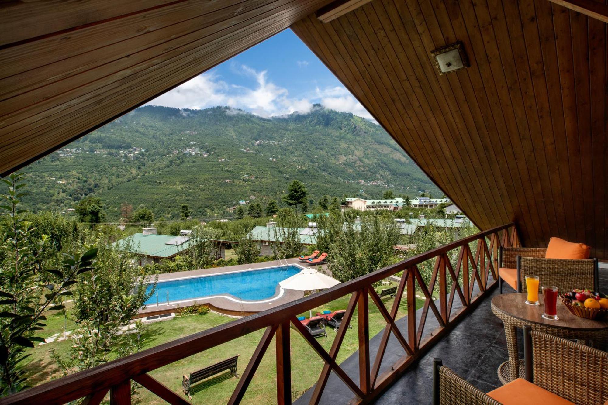 Larisa Resort Manali Exterior foto