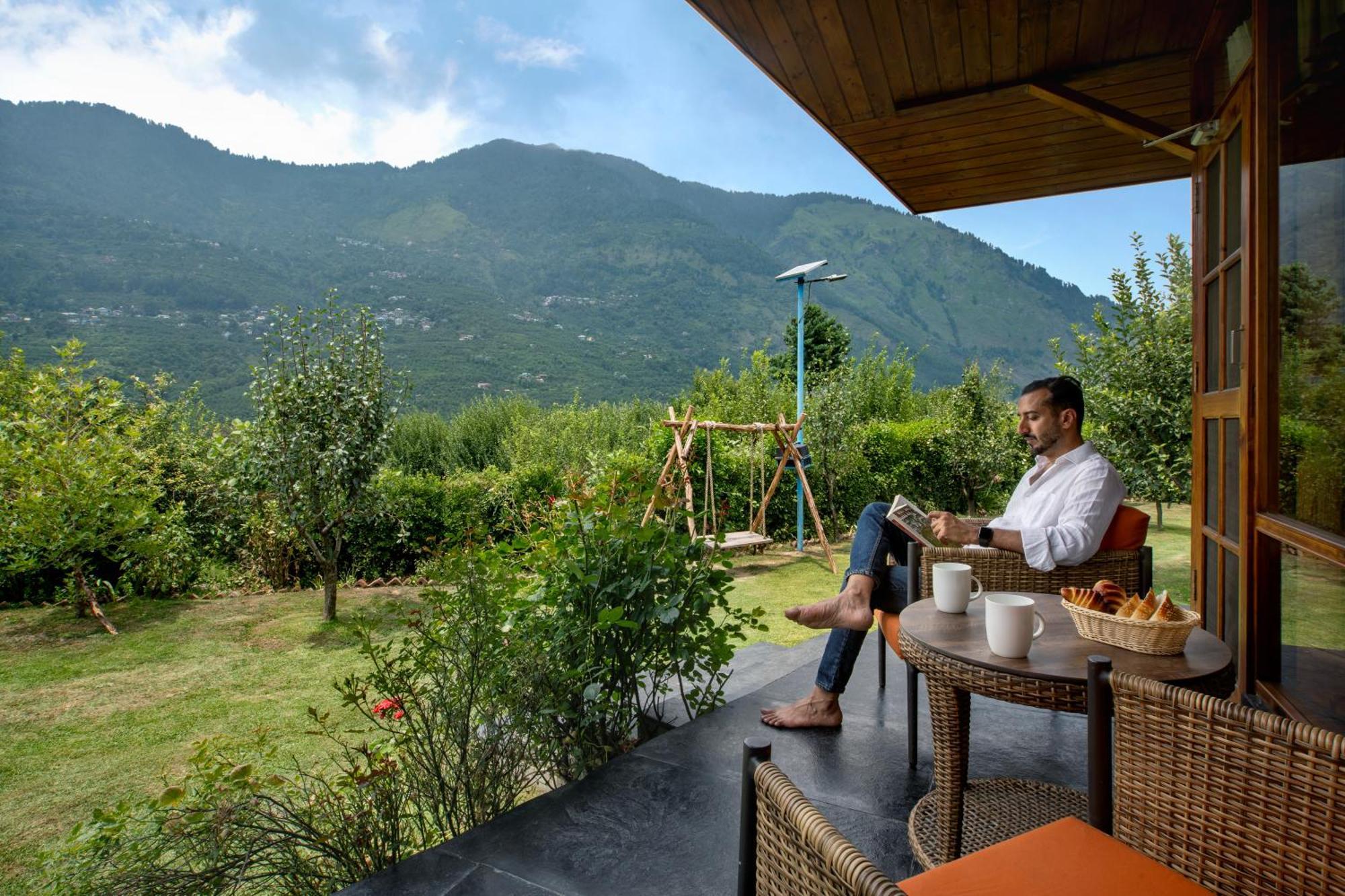 Larisa Resort Manali Exterior foto