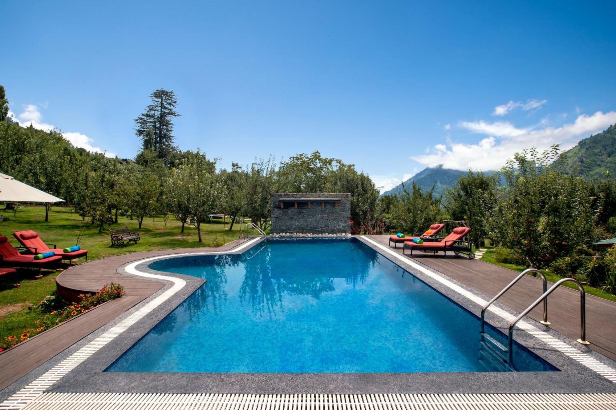 Larisa Resort Manali Exterior foto