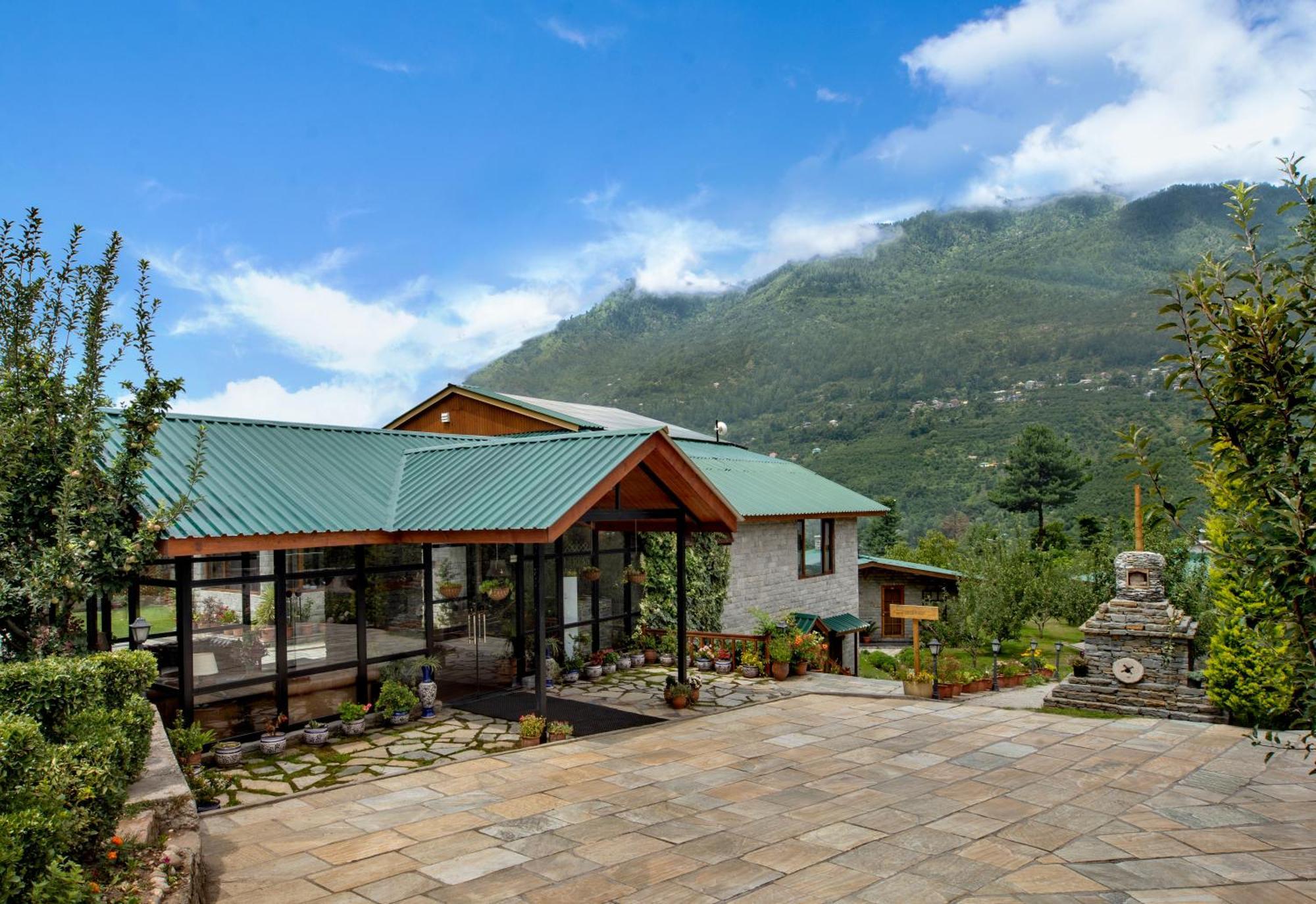 Larisa Resort Manali Exterior foto