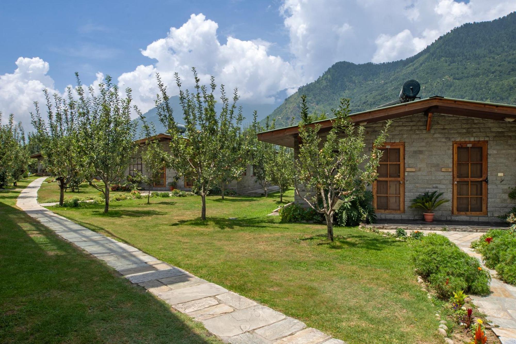 Larisa Resort Manali Exterior foto