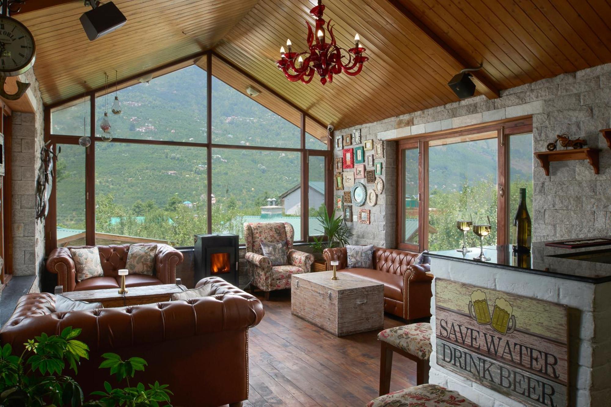 Larisa Resort Manali Exterior foto